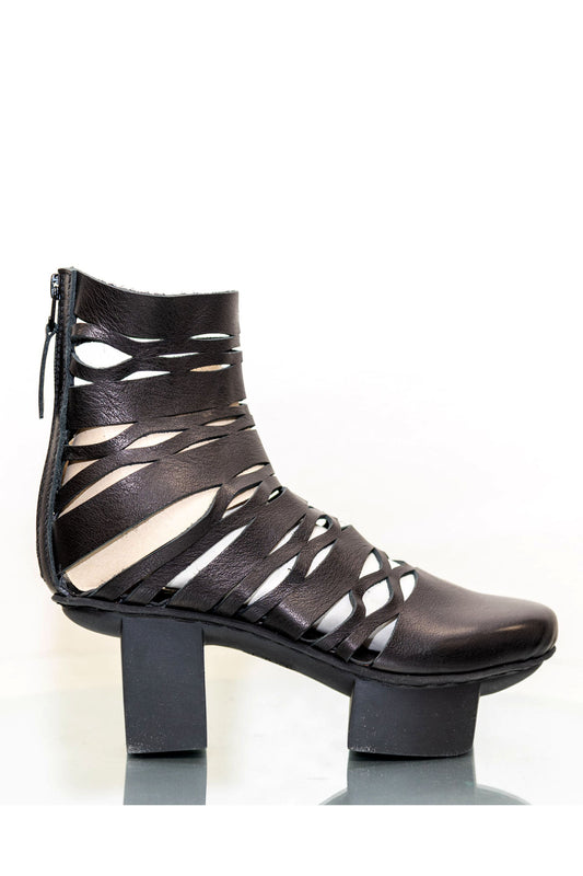 Trippen Diffuse Black Boot, utopiatulsa.com